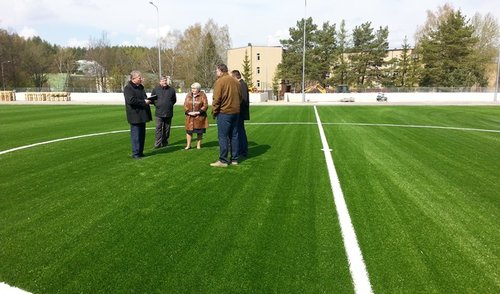Vyks Anykščių J. Biliūno gimnazijos stadiono atidarymas