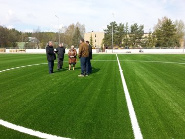 Vyks Anykščių J. Biliūno gimnazijos stadiono atidarymas