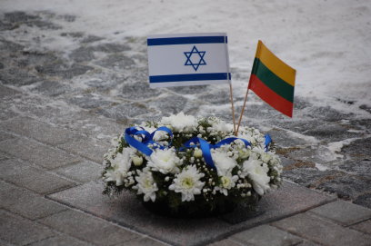 Kalbų alėja sveikinsis ir hebrajų kalba