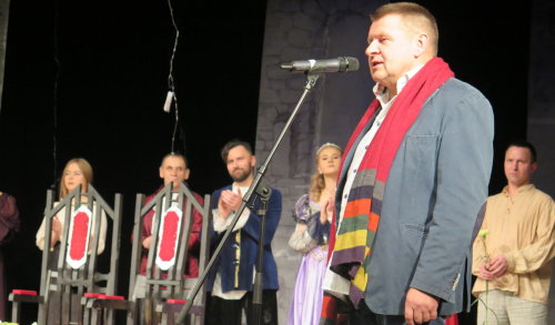 Režisieriui J. Buziliauskui įteikta T. Mikeliūnaitės premija