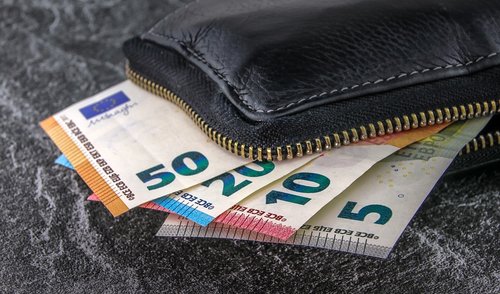 Skirtos lėšos finansuoti smulkiojo ir vidutinio verslo skatinimo projektus 