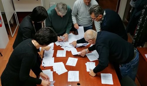ĮVYKO ŠEŠIŲ ANYKŠČIŲ MIESTO SENIŪNAITIJŲ SENIŪNAIČIŲ RINKIMAI