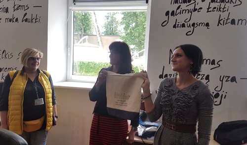 Su paaugliais – apie vaiko teises ir iš jų kylančias pareigas 