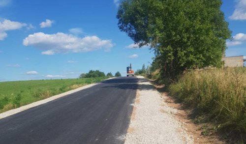 Pūstalaukių kaimo Pūstalaukių gatvėje atlikti kapitalinio remonto darbai