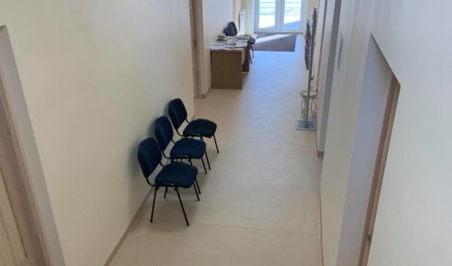 Suremontuotas visuomenės sveikatos biuro koridorius