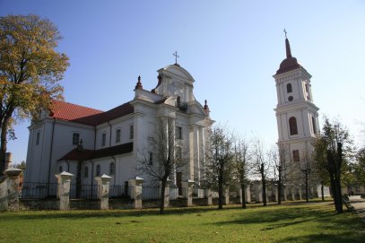 Troškūnuose tvarkomi Švč. Trejybės bažnyčios rūsiai