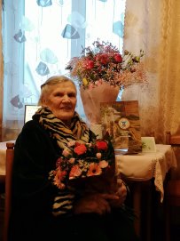 Pasveikinta šimtametė Anykščių rajono gyventoja