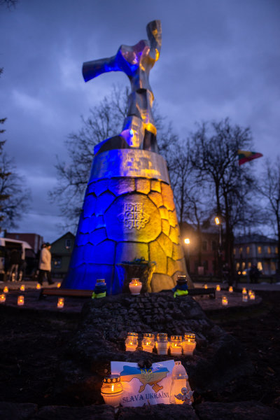 Anykščiuose vyko palaikymo ir solidarumo su Ukraina akcija