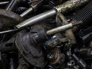 Metas išsivalyti namų ūkyje susikaupusias automobilių ir kitas atliekas