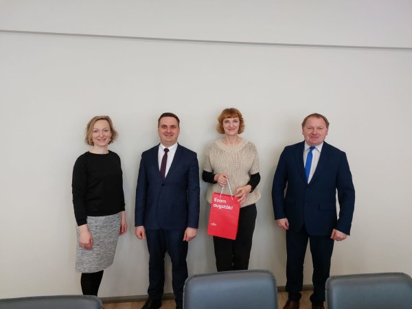 Miestai partneriai dalijosi patirtimi Madonoje