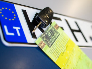 „Regitra“: Nuo rugpjūčio paprastės tvarka parduodantiems automobilius užsienio gyventojams