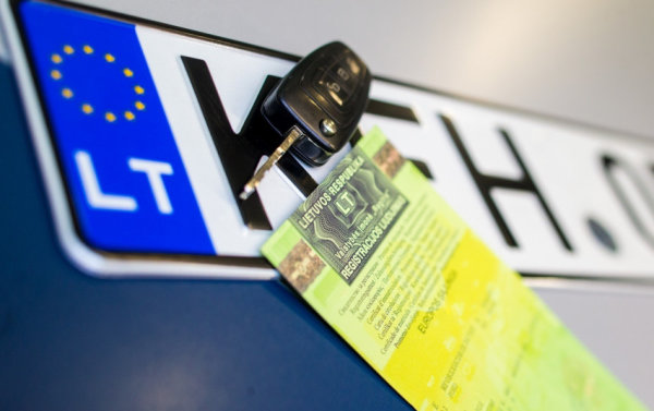 „Regitra“: Nuo rugpjūčio paprastės tvarka parduodantiems automobilius užsienio gyventojams