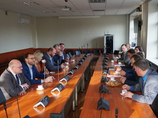 Pakruojo rajono savivaldybės atstovams pristatyta Anykščių vieningo atsiskaitymo sistemos...