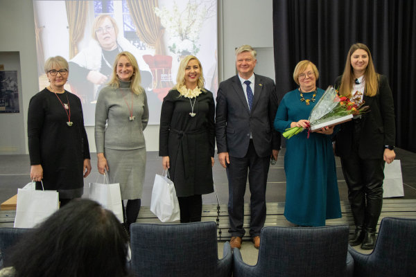Metinėje tautinio paveldo konferencijoje apdovanoti sėkmingiausiai dirbantys tradiciniai...