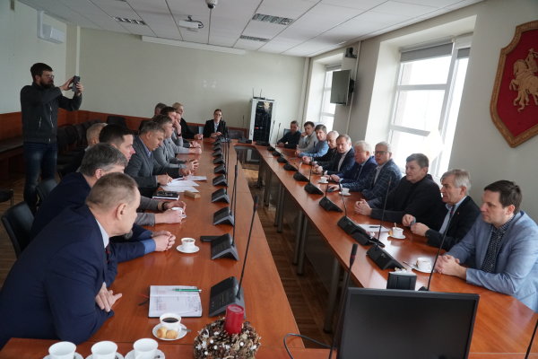 SUSITIKIMAS SU LR SEIMO KOMITETŲ ATSTOVAIS