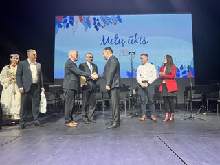 Tarp konkurso „Metų ūkis 2022“ nugalėtojų ir ūkininkai iš Anykščių