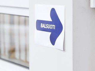 Balsuoti iš naujo sugrįžo beveik du trečdaliai Anykščių rajono savivaldybės rinkėjų