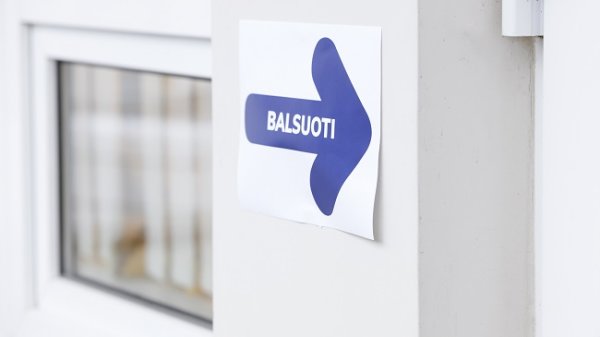 Balsuoti iš naujo sugrįžo beveik du trečdaliai Anykščių rajono savivaldybės rinkėjų
