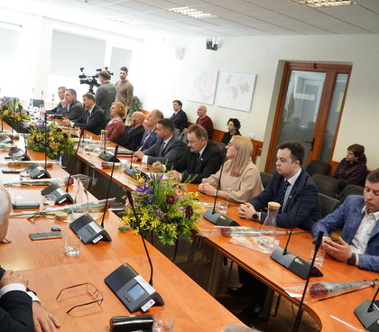 2023-04-21 Įvyko pirmasis naujai išrinktos 2023–2027 m. kadencijos Anykščių rajono savivaldybės...