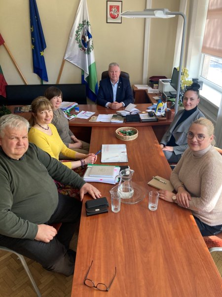 Įvyko mero susitikimas su Anykščių miesto vietos veiklos grupės atstovais