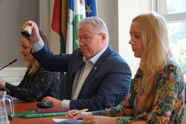 Antrojo tarybos posėdžio metu prisiekė dar du Tarybos nariai