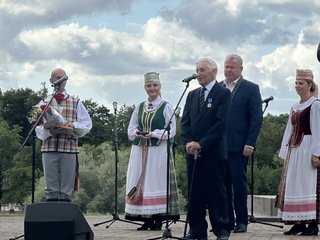 NUSIPELNĘ KRAŠTO ŽMONĖS – ANYKŠČIŲ GARBĖ