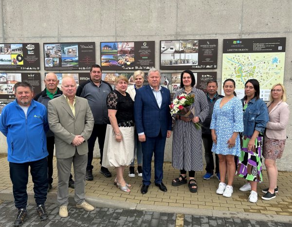 Turizmo ir verslo informacijos centro kolektyvui pristatyta naujoji vadovė Ema Abramovaitė-Juškienė