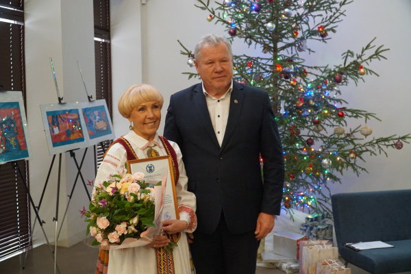 AUDRONEI BEREZAUSKIENEI – TERESĖS MIKELIŪNAITĖS KULTŪROS PREMIJA