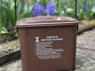 Maisto / virtuvės atliekoms rūšiuoti skirti kibirėliai – dovana
