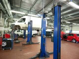 Įsigalioja sugriežtinti reikalavimai transporto priemonių techninės priežiūros, remonto,...