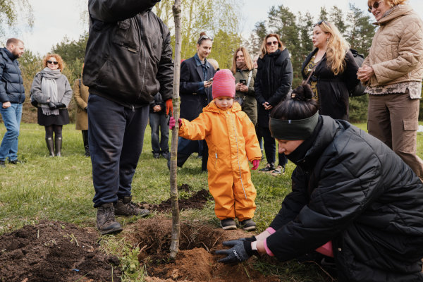 Veiklos trisdešimtmetį įprasmino ąžuolų sodinimo ritualu