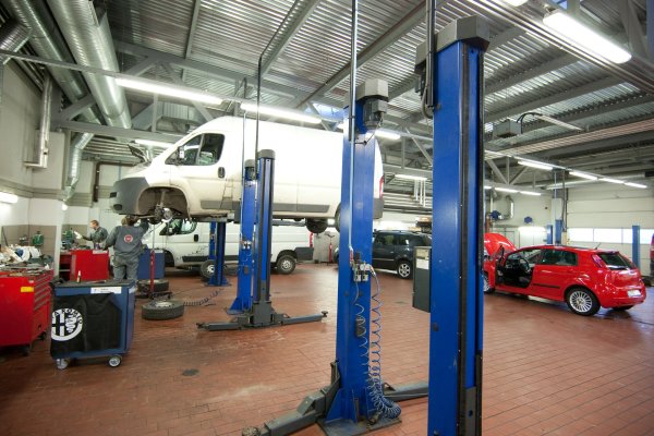 Įsigalioja sugriežtinti reikalavimai transporto priemonių techninės priežiūros, remonto,...