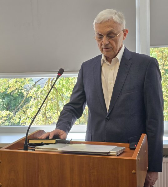 Pokyčiai Savivaldybės taryboje - prisiekė naujas narys