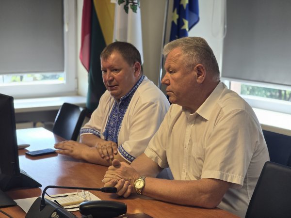 Anykščiuose vieši delegacija iš Jasinya (Ukraina)