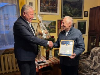 Stasys Svetlauskas švenčia garbingą 90 metų jubiliejų
