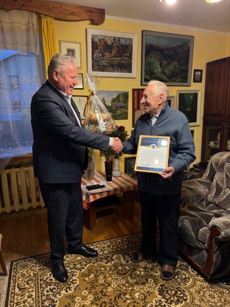 Stasys Svetlauskas švenčia garbingą 90 metų jubiliejų