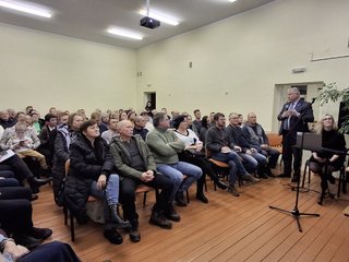 Debeikiuose vyko susitikimas su gyventojais: aptarti aktualūs klausimai ir pristatyti įgyvendinti...