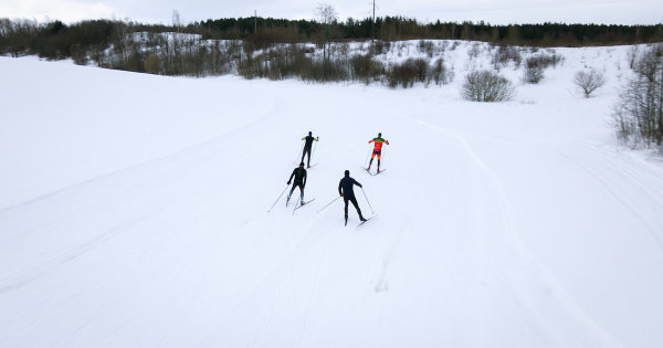 Vos grįžęs į gimtuosius Anykščius, Vytautas Strolia išbandė būsimo slidinėjimo maratono trasą