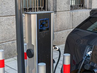 Elektromobiliams įsigyti – 20 mln. eurų paramos: kvietimai startuoja liepos 30–31 d.