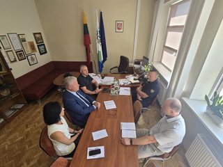 Aptarti Anykščių rajono ugniagesių pusmečio darbai ir bendradarbiavimo planai