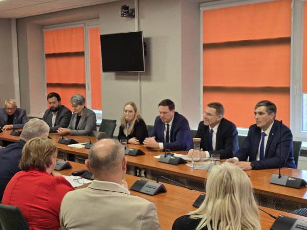ANYKŠČIUOSE LANKOSI SVEIKATOS APSAUGOS MINISTRAS: APTARTI SVARBIAUSI SVEIKATOS SISTEMOS IŠŠŪKIAI...